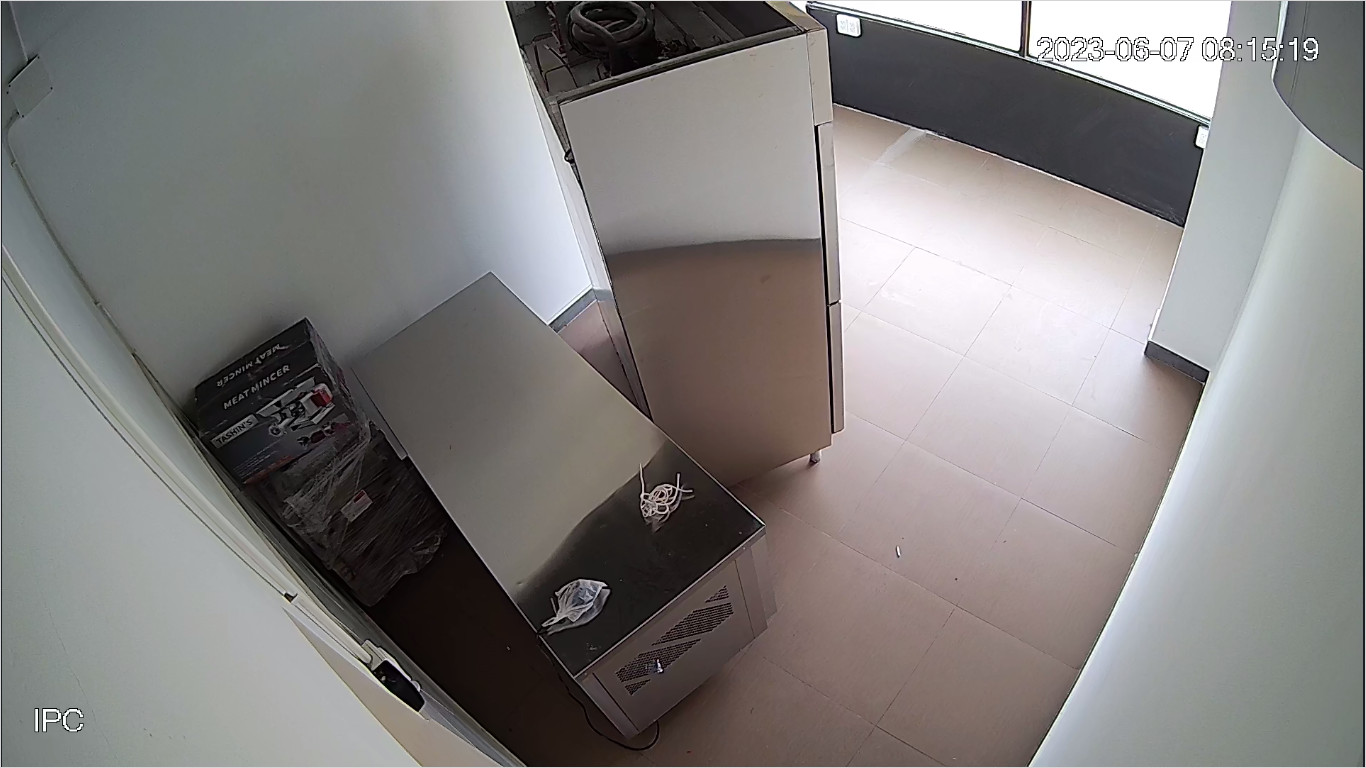 Hình  Camera Giá re  thực tế  chất lượng sáng đẹp  2.0 MP FULL HD 1080P  Vừa đủ sử dụng cho công trình dân dụng  của bộ Lắp Đặt Camera Giám Sát Sân Vườn Trọn Bộ sử dụng mã DS-2CE10DF3T-F