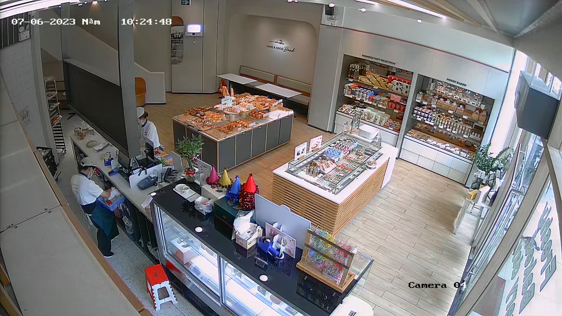 Hình Camera thực tế Chất Lượng Hình 4.0 MP Độ phân giải Ultra 2k của bộ Lắp Camera IP Cho Văn Phòng Công Ty sử dụng mã VSC-IP0240RA-PDLS Hình Camera thực tế Chất Lượng Hình 4.0 MP Độ phân giải Ultra 2k của bộ Lắp Camera IP Cho Văn Phòng Công Ty sử dụng mã VSC-IP0240RA-PDLS